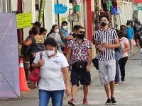 Contagios de Covid-19 se mantienen al alza