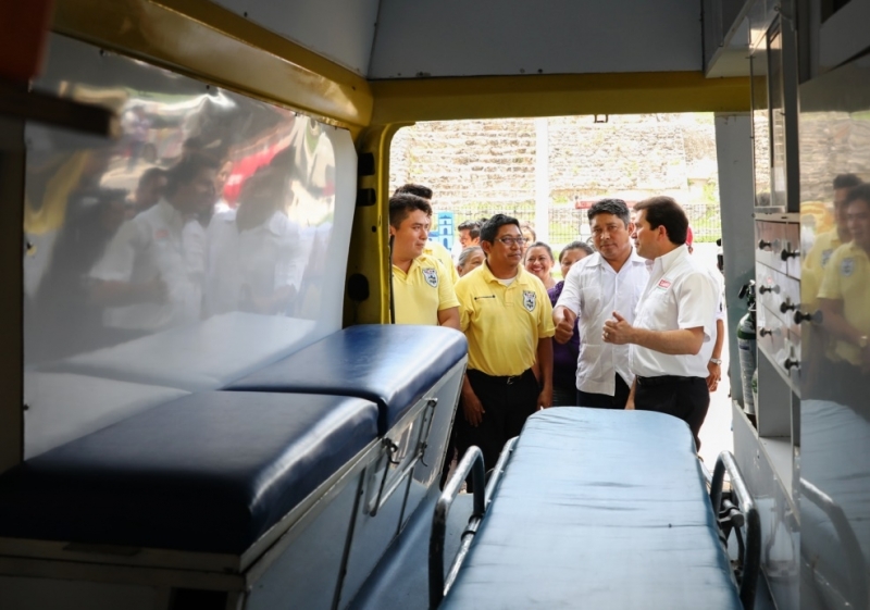 Propone Sahuí ampliar la red de ambulancias de traslado