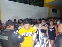 Policía de Kanasín "revienta" fiesta clandestina