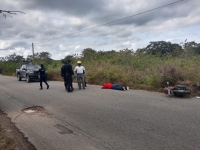 Motociclista resulta lesionado tras derrapar en la carretera Umán- Dzibikak