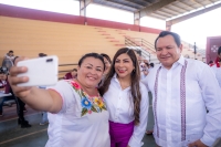 Tarjetas &quot;Elvia Carrillo Puerto&quot; llegan en Hunucmá y Maxcanú