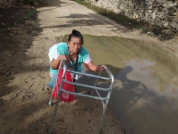Adulta mayor lesionada tras caída