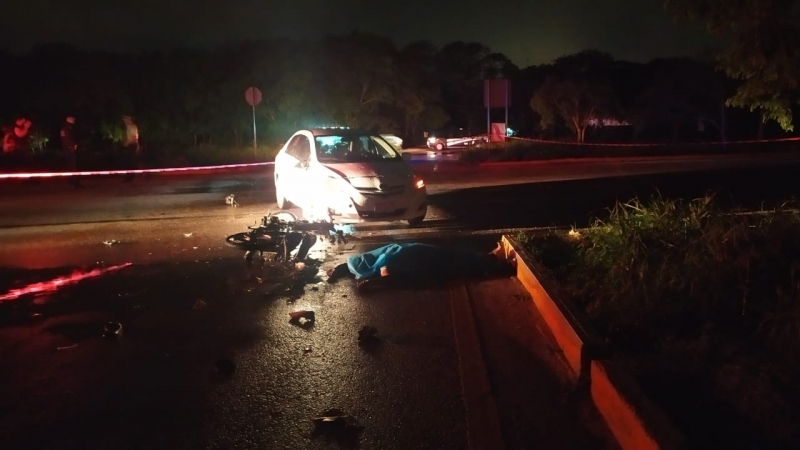 Muere motociclista en siniestro vial; hay también un herido 