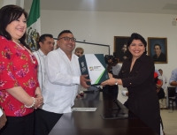 Recibe Congreso de Yucatán V informe de Gobierno