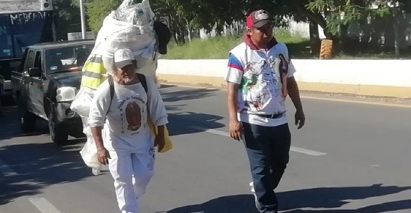Peregrino yucateco camina de Ciudad de México a Cansahcab