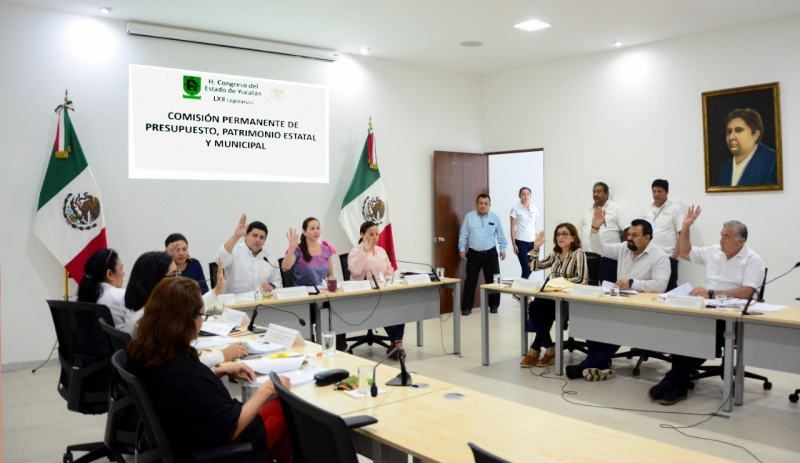 Aprueban en comisión paquetes fiscales de Mérida y 52 municipios más