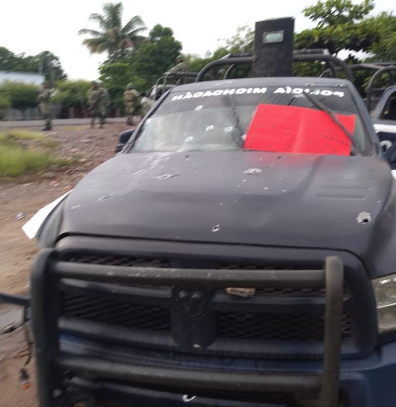 Actualización: Suman 14 muertos por ataque a policías en Michoacán