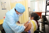 Arriban a Yucatán 9 mil 750 vacunas para adultos mayores de Tizimín y Maxcanú
