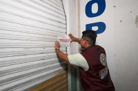 Colocan sellos de suspensi&oacute;n por pirotecnia irregular en Caucel