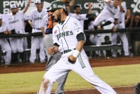 Leones se lleva el clásico peninsular ante Piratas