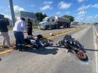 Colisionan motociclistas en la Mérida-Umán