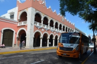 Camioneros piden tarifa de 13 pesos al gobierno