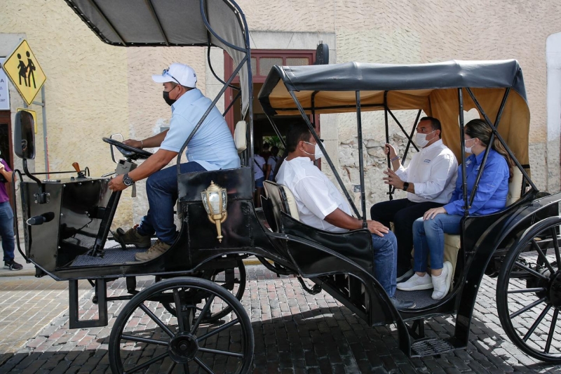 Cabildo meridano aprueba el programa “Calesas Eléctricas”