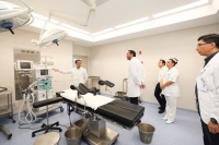 Vila Dosal supervisa trabajos del Hospital O'Horán