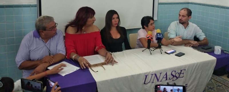 Reglamento de Policía criminaliza y discrimina, denuncian trabajadoras sexuales