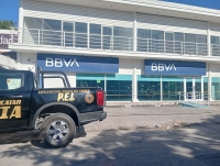 Frustran robo a cajero automático