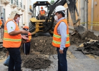 Realiza Japay doble reparación en fugas del Centro Histórico