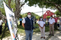 Supervisa Renán Barrera mejoras en el parque de Santa Gertrudis Copó