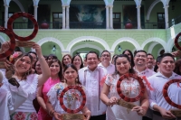 Reconocen talento y compromiso de la juventud yucateca