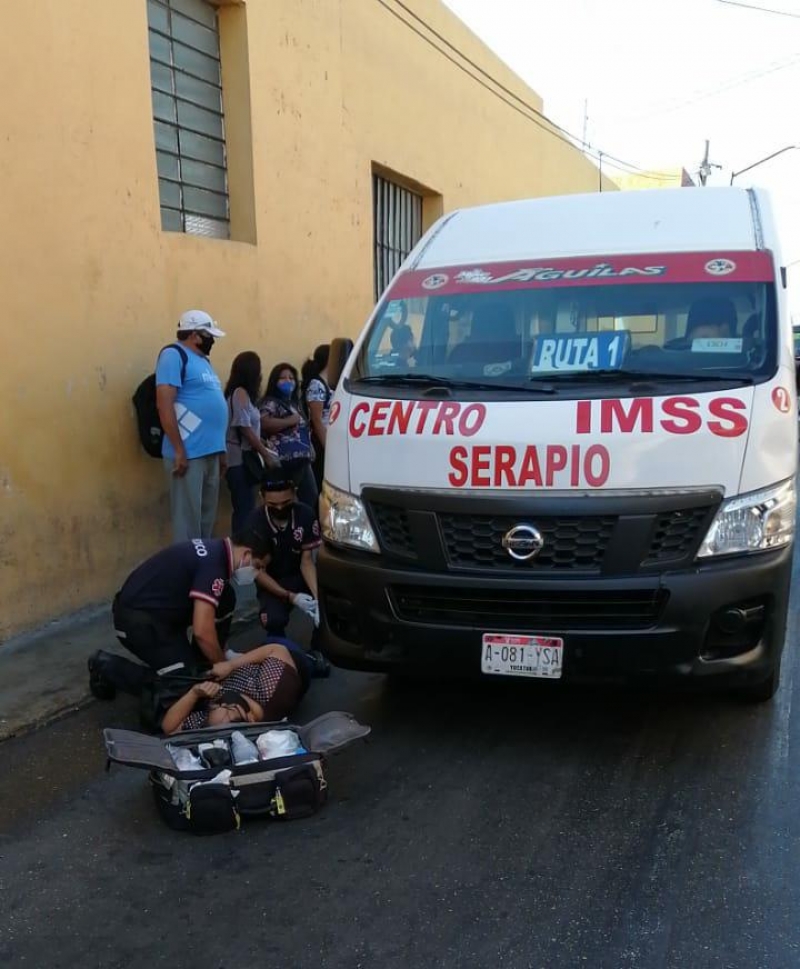 Combi arrolla a mujer en el Centro Histórico