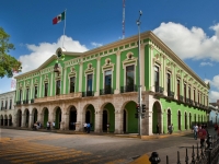 Renuncian funcionarios para enrolarse en campañas electorales