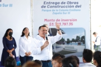 Renán entrega nuevo parque en la colonia Emiliano Zapata Sur III