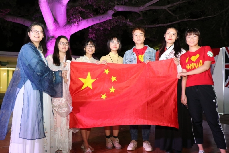 Refuerzan comunicación con alumnos de UADY en China ante emergencia mundial