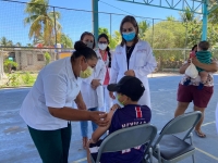 Anuncian vacunación para menores y adolescentes en 60 municipios yucatecos