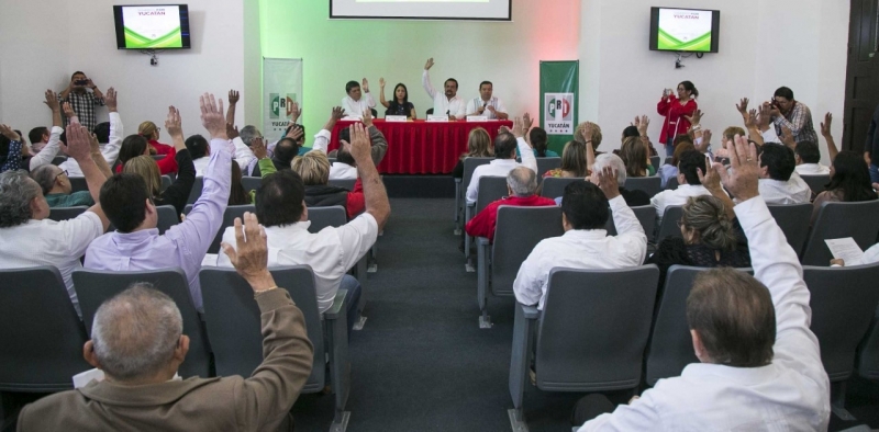 PRI presenta su plataforma electoral