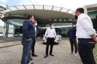 Centro de ventas y servicio Tesla llega a Yucatán