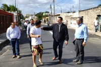 Renán entrega trabajos de rehabilitación de calles