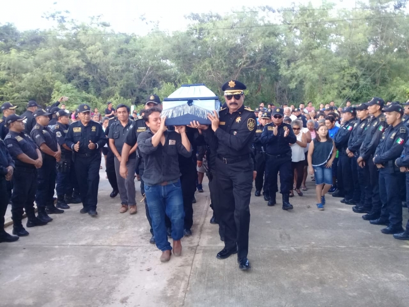 SSP despide con honores al policía Luis Humberto Várguez Uc