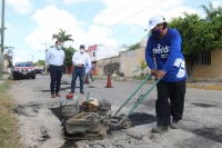 Bacheo en calles,  una prioridad para Ayuntamiento: Renán Barrera