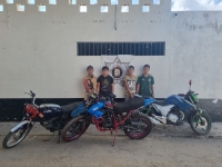 Cae banda juvenil de presuntos ladrones de motocicletas