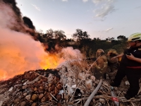 Sofocan incendio de maleza en la Nueva Mulsay