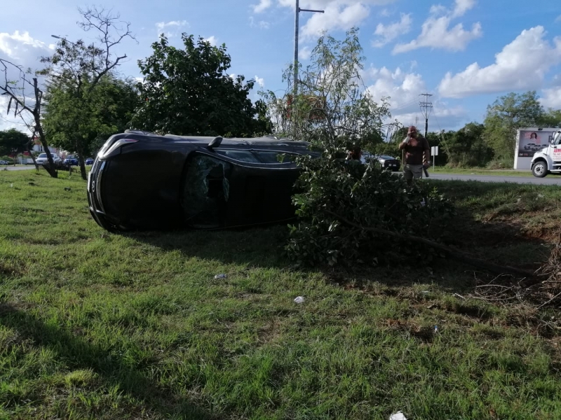 Siniestros viales en Mérida dejan cuantiosos daños materiales 