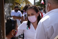 Lila Frías arranca campaña en Flamboyanes
