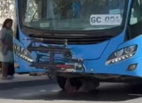 Mujer salva su vida de milagro