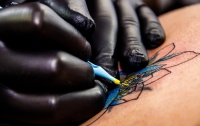 Tatuadores tendrán que regularse: Cofepris