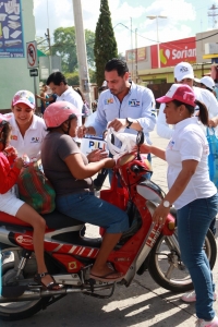 Bajaremos el precio de la gasolina: Raúl Paz