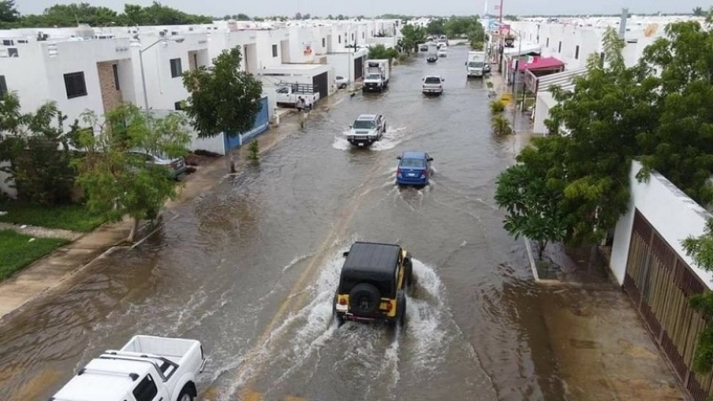 Las Américas, bajo el agua