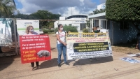 Rescatistas independientes protestan en el Centro de Control Animal