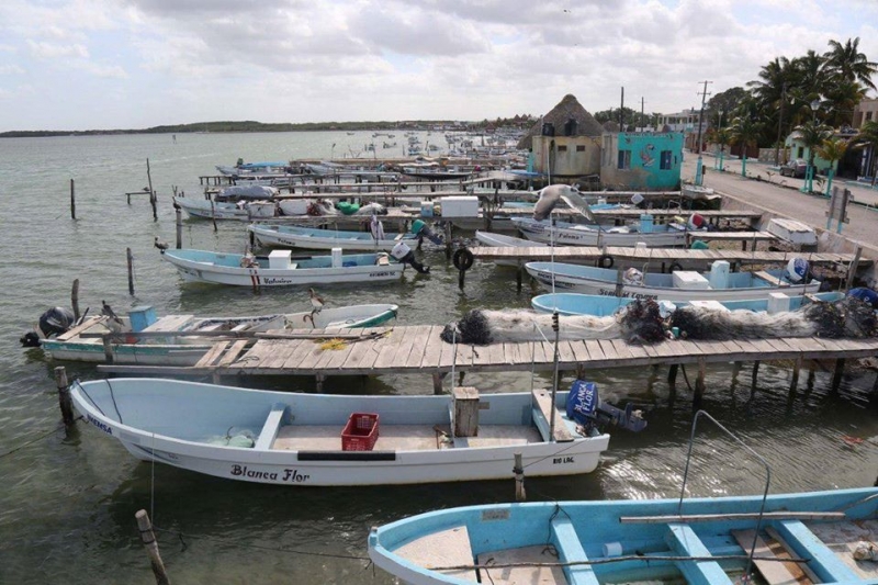 Pescadores esperan apoyos económicos