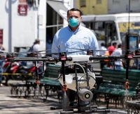 Por aire, comuna meridana combate al coronavirus