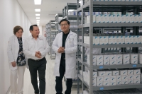 Gobernador supervisa farmacia del Hospital O'Hor&aacute;n