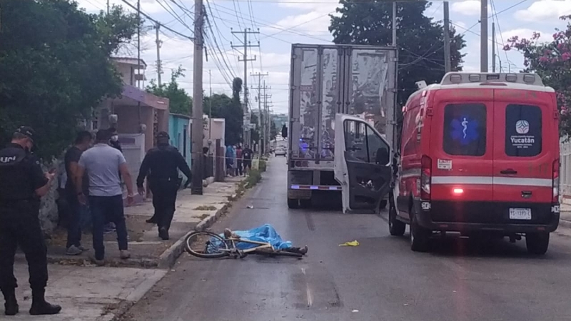 Tráiler golpea y mata a ciclista en la Jesús Carranza