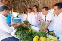 Alcaldesas y alcaldes resaltan el trabajo que realiza Renán