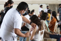 Este miércoles arranca segunda dosis para adolescentes de 8 municipios