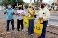 Adriana Vargas realiza proselitismo en Distrito IV federal