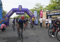 Participan 100 ciclistas en XII Carrera Enrique Burgos Luna "El Caperuzo"